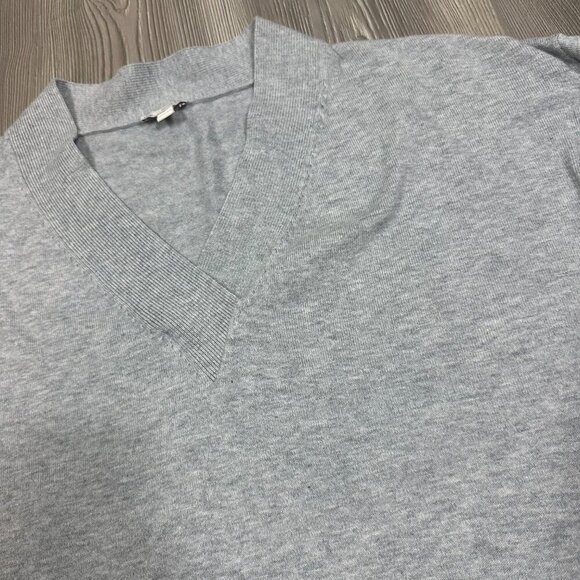 Gap Gray Knit V Neck Sweater Merino Blend Cozy Minimalist L - Picture 2 of 6
